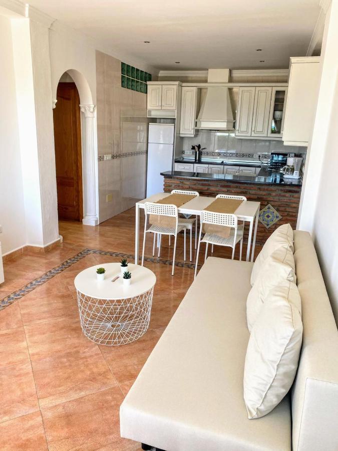 Apartamento Rio Adelfas Apartment Бенахарафе Екстериор снимка