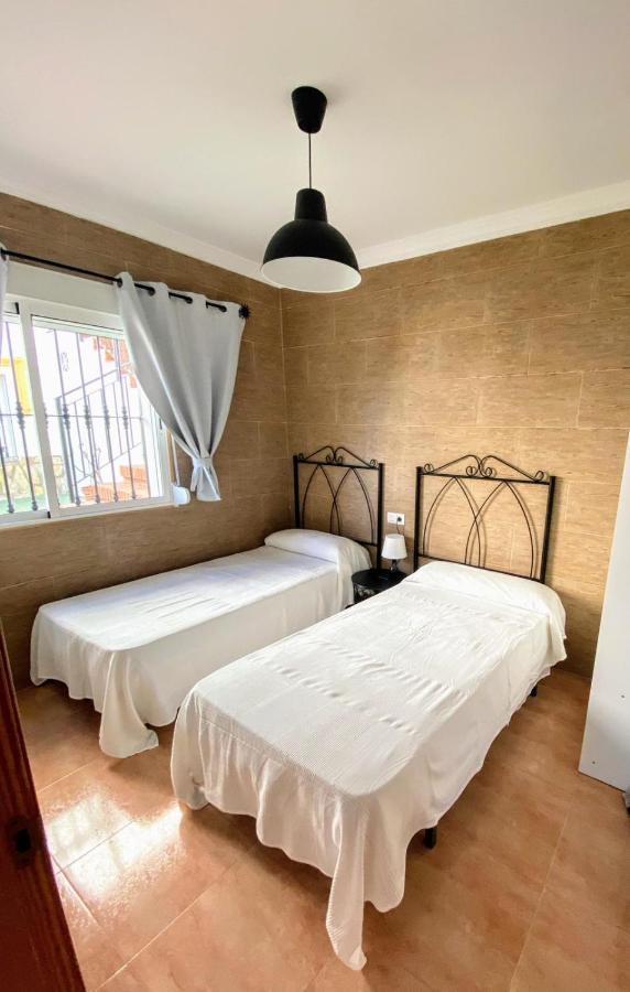 Apartamento Rio Adelfas Apartment Бенахарафе Екстериор снимка